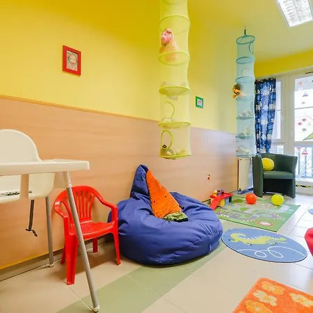 Uni-hotel Diakotthon 3*