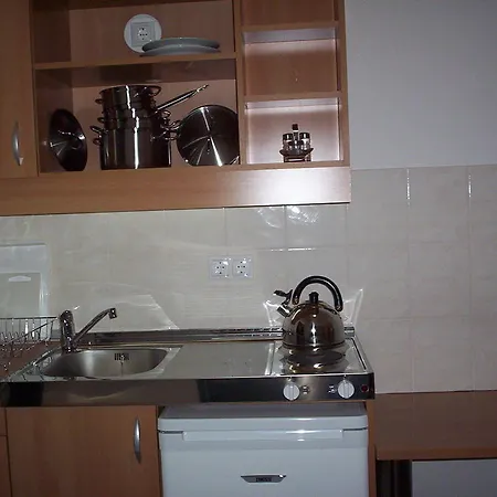 Uni-hotel Diakotthon