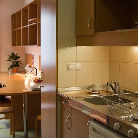 Szálloda Uni-hotel Diákotthon 3*