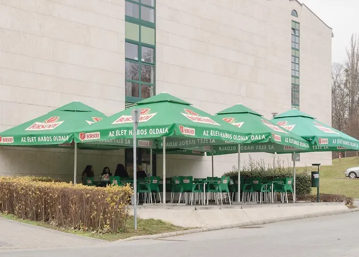 Uni-hotel Diakotthon
