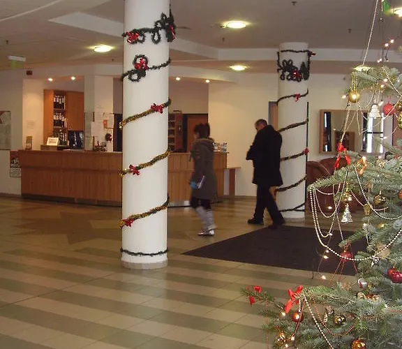 Отель Uni-hotel Diakotthon Мишкольц