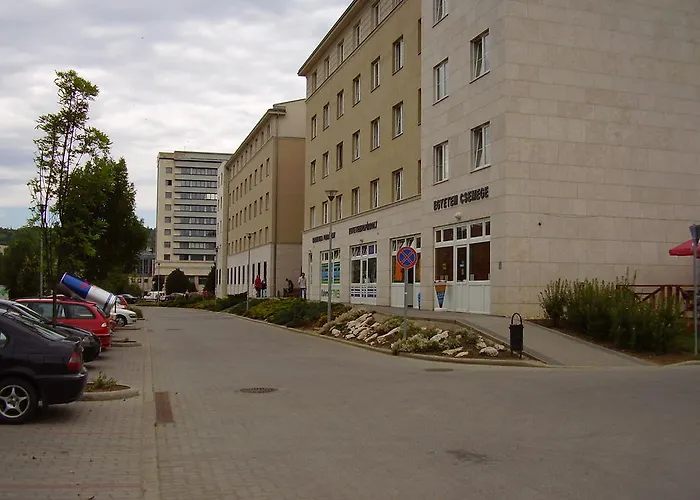 酒店 迪亚克特洪尤尼酒店 3*