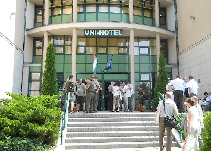 Отель Uni-hotel Diakotthon Мишкольц